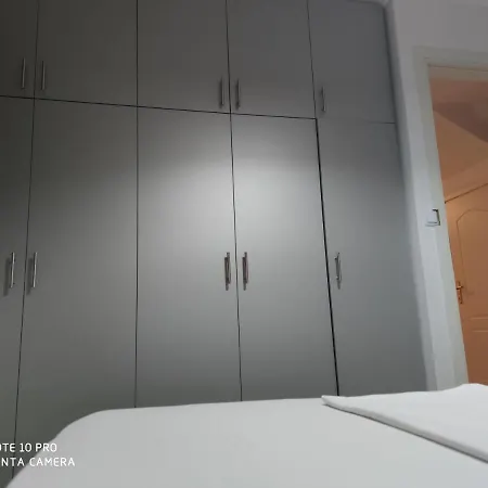 Lucky No5 Apartment *